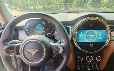 MINI Hatch, 2022 год, 2 250 000 рублей, 8 фотография