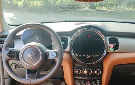 MINI Hatch, 2022 год, 2 250 000 рублей, 7 фотография