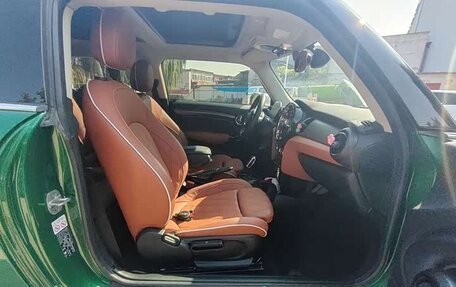 MINI Hatch, 2022 год, 2 250 000 рублей, 10 фотография