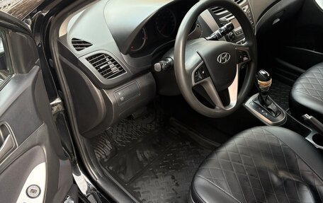 Hyundai Solaris II рестайлинг, 2014 год, 1 050 000 рублей, 5 фотография