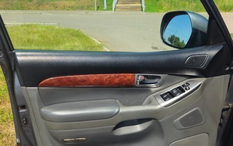 Toyota Land Cruiser Prado 120 рестайлинг, 2004 год, 1 750 000 рублей, 7 фотография