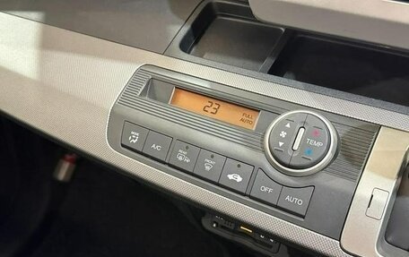 Honda Freed I, 2010 год, 675 000 рублей, 5 фотография