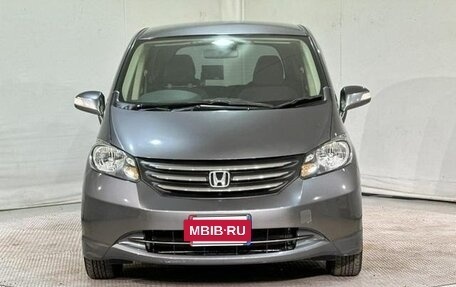 Honda Freed I, 2010 год, 675 000 рублей, 10 фотография