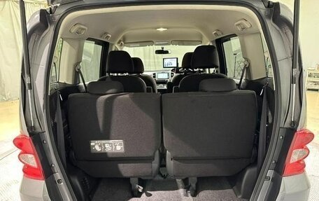 Honda Freed I, 2010 год, 675 000 рублей, 13 фотография