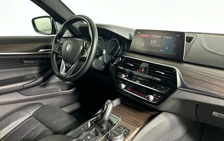 BMW 5 серия, 2018 год, 3 569 000 рублей, 14 фотография