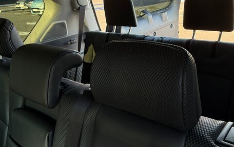 Toyota Land Cruiser Prado 150 рестайлинг 2, 2009 год, 3 500 000 рублей, 14 фотография