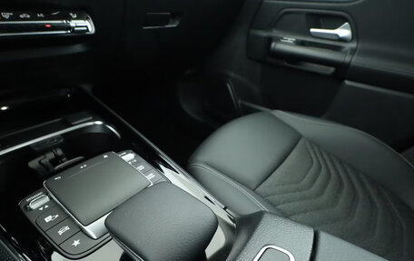 Mercedes-Benz GLA, 2022 год, 3 710 000 рублей, 22 фотография