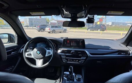 BMW 5 серия, 2020 год, 3 680 000 рублей, 1 фотография