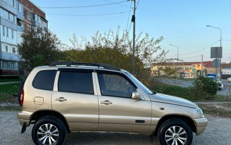 Chevrolet Niva I рестайлинг, 2004 год, 390 000 рублей, 4 фотография