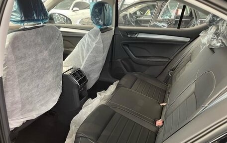 Skoda Superb III рестайлинг, 2025 год, 2 200 000 рублей, 11 фотография