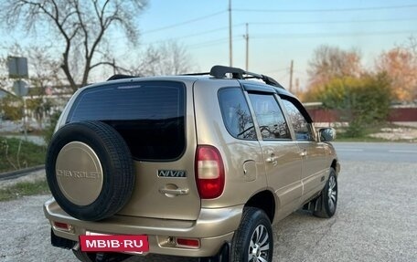 Chevrolet Niva I рестайлинг, 2004 год, 390 000 рублей, 5 фотография