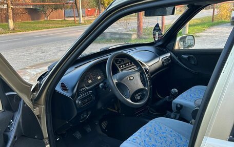 Chevrolet Niva I рестайлинг, 2004 год, 390 000 рублей, 12 фотография