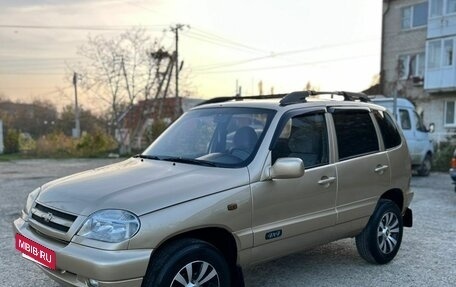 Chevrolet Niva I рестайлинг, 2004 год, 390 000 рублей, 9 фотография