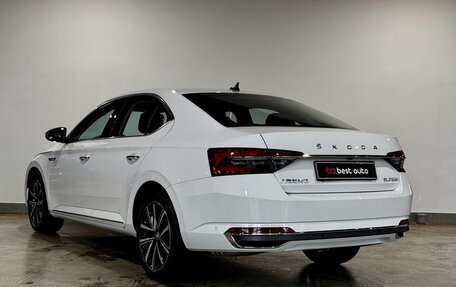 Skoda Superb III рестайлинг, 2025 год, 3 010 000 рублей, 6 фотография