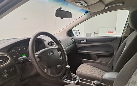 Ford Focus II рестайлинг, 2005 год, 325 000 рублей, 20 фотография