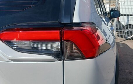 Toyota RAV4, 2025 год, 4 490 000 рублей, 8 фотография