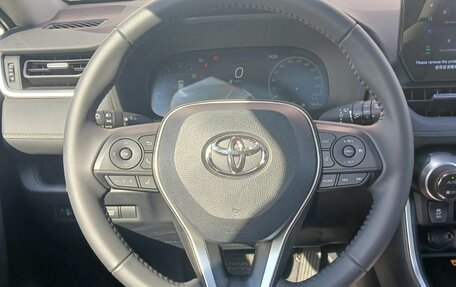 Toyota RAV4, 2025 год, 4 490 000 рублей, 12 фотография