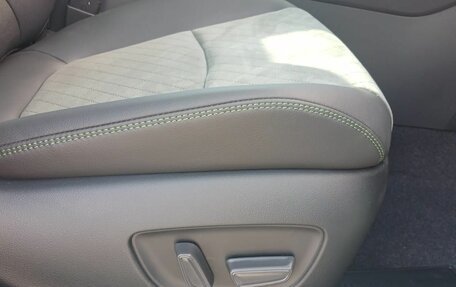 Toyota RAV4, 2025 год, 4 490 000 рублей, 20 фотография