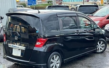 Honda Freed I, 2010 год, 660 000 рублей, 2 фотография