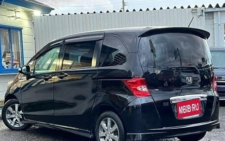 Honda Freed I, 2010 год, 660 000 рублей, 14 фотография