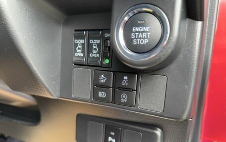 Toyota Tank I, 2019 год, 843 000 рублей, 11 фотография