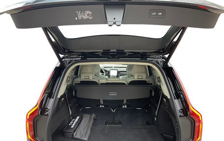 Volvo XC90 II рестайлинг, 2025 год, 11 200 000 рублей, 14 фотография