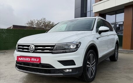 Volkswagen Touran III, 2020 год, 3 500 000 рублей, 3 фотография