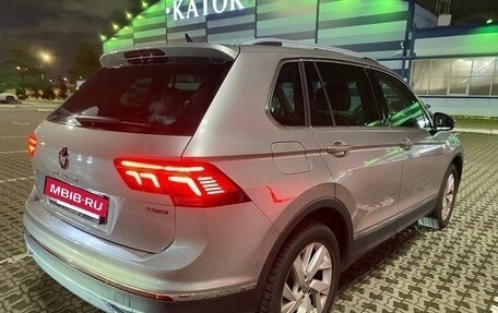 Volkswagen Tiguan II, 2021 год, 4 200 000 рублей, 6 фотография