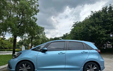 Honda Fit, 2021 год, 1 000 000 рублей, 8 фотография