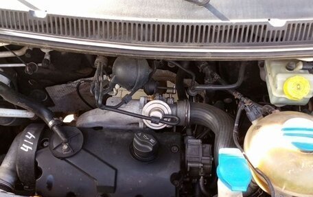 Volkswagen Transporter T5 рестайлинг, 2006 год, 995 000 рублей, 7 фотография