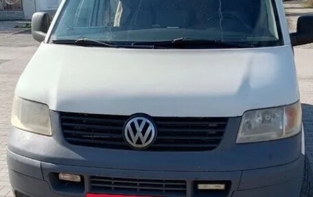 Volkswagen Transporter T5 рестайлинг, 2006 год, 995 000 рублей, 3 фотография
