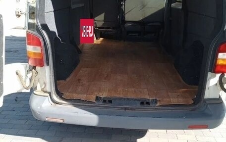 Volkswagen Transporter T5 рестайлинг, 2006 год, 995 000 рублей, 8 фотография