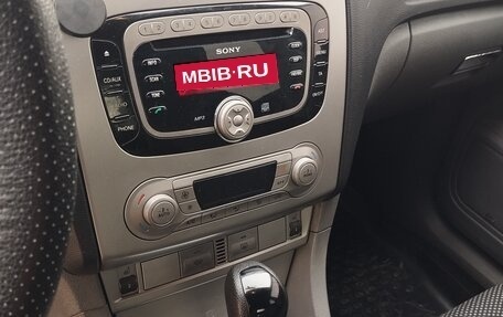 Ford Focus II рестайлинг, 2011 год, 680 000 рублей, 3 фотография