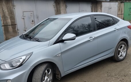 Hyundai Solaris II рестайлинг, 2013 год, 920 000 рублей, 7 фотография