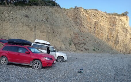 Mitsubishi Outlander III рестайлинг 3, 2003 год, 760 000 рублей, 17 фотография