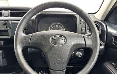 Toyota Succeed I рестайлинг, 2020 год, 1 120 000 рублей, 18 фотография