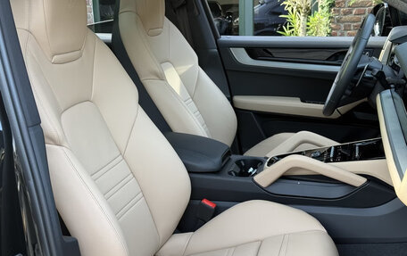 Porsche Cayenne III, 2025 год, 14 460 554 рублей, 24 фотография