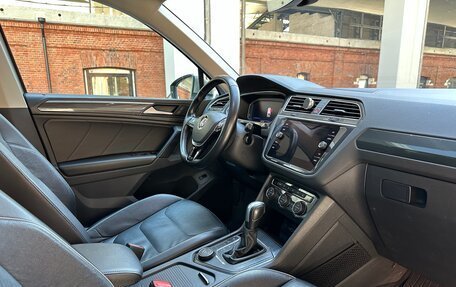 Volkswagen Tiguan II, 2019 год, 2 990 000 рублей, 15 фотография