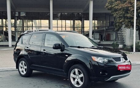 Mitsubishi Outlander III рестайлинг 3, 2008 год, 850 000 рублей, 2 фотография