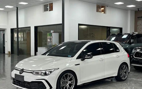 Volkswagen Golf VIII, 2021 год, 1 300 000 рублей, 1 фотография