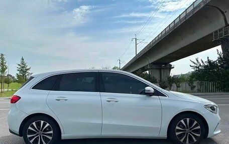 Mercedes-Benz B-Класс, 2021 год, 1 925 000 рублей, 4 фотография