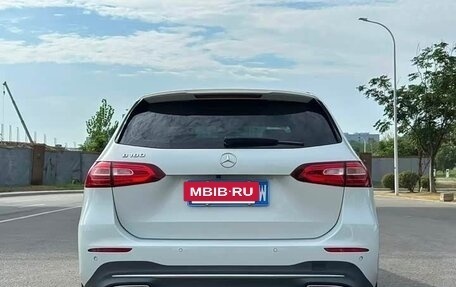 Mercedes-Benz B-Класс, 2021 год, 1 925 000 рублей, 10 фотография