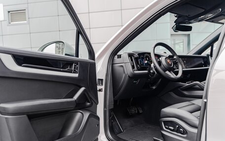 Porsche Cayenne III, 2025 год, 19 990 000 рублей, 9 фотография