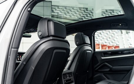 Porsche Cayenne III, 2025 год, 19 990 000 рублей, 28 фотография