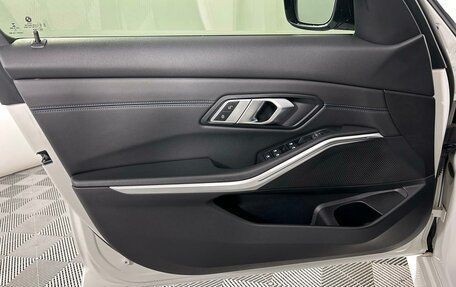 BMW 3 серия, 2020 год, 3 700 000 рублей, 9 фотография