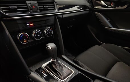 Mazda CX-4, 2022 год, 2 260 000 рублей, 11 фотография