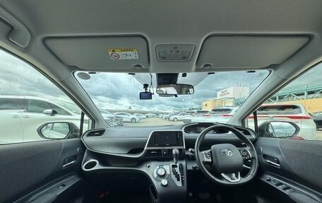 Toyota Sienta II, 2019 год, 1 213 000 рублей, 10 фотография