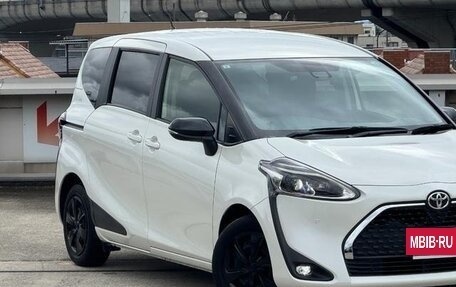Toyota Sienta II, 2019 год, 1 213 000 рублей, 13 фотография