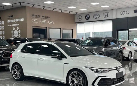 Volkswagen Golf VIII, 2021 год, 1 300 000 рублей, 3 фотография