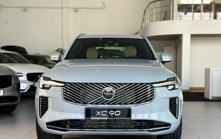 Volvo XC90 II рестайлинг, 2025 год, 8 688 000 рублей, 2 фотография